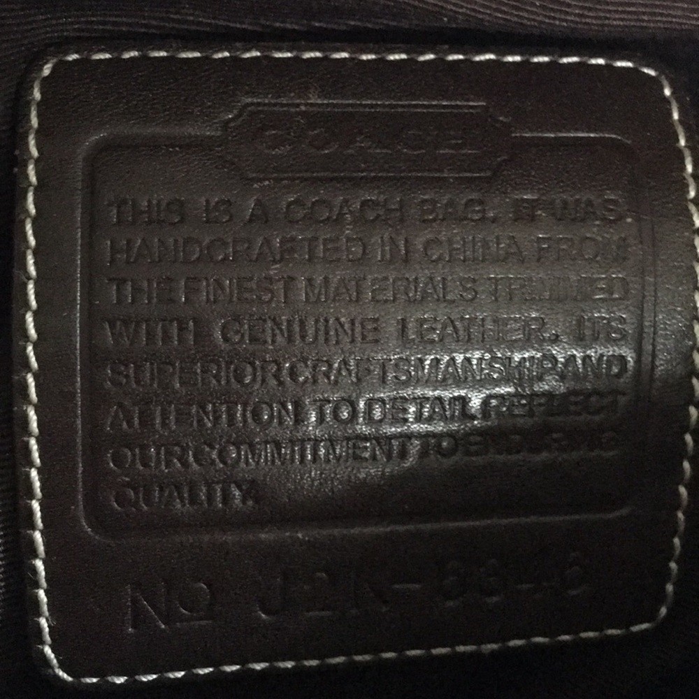 Coach 2000’s brown leather and Big C purse - Picture 8 of 10